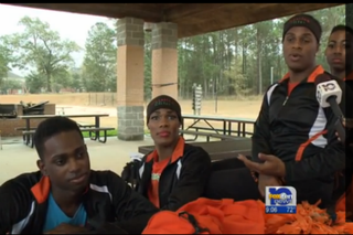Illustration for article titled ​Gay Male Dance Group Sparks Controversy At Alabama Christmas Parade